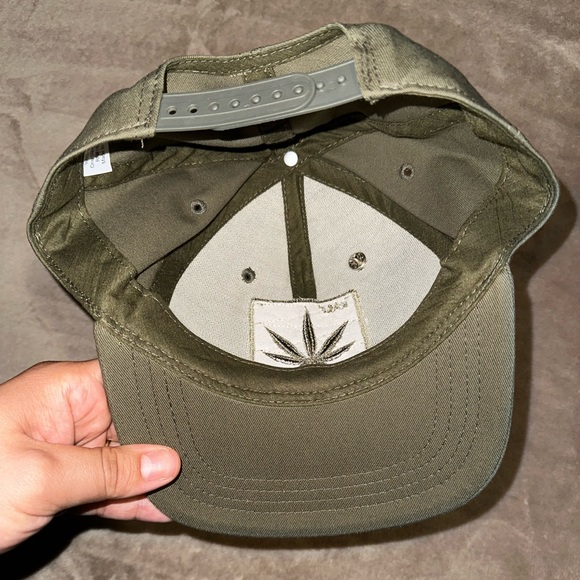 Olive green Cleveland Indians Hat SnapBack  MLB Chief Wahoo - Picture 3 of 4